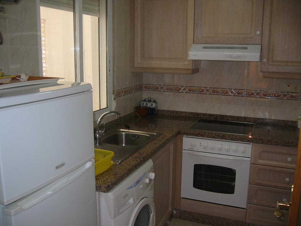 Apartamentos Arenales Del Sol III Rum bild